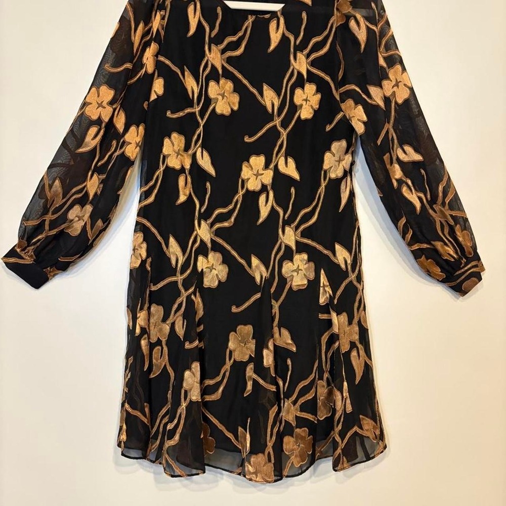 Tommy Hilfiger cocktail Black Floral chiffon Sheer Sleeve Wedding Guest Dress